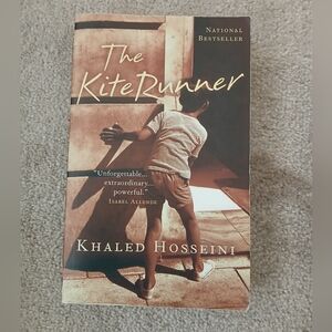 🤩2/$30 The Kite Runner By Khaled Hosseini - Paperback Book